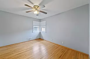2800 Longview Dr, North Saint Paul, MN 55109 - Photo 12