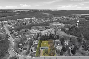 404 Drier St, Durand, WI 54736 - Photo 2