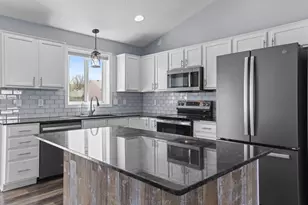 624 Emerson Ave N, Montrose, MN 55363 - Photo 6