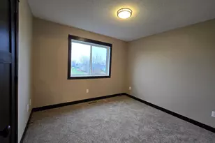 913 Three Lakes Ct, Madison Lake, MN 56063 - Photo 10