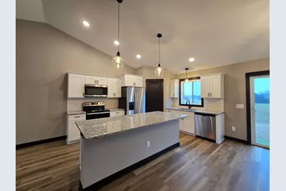 913 Three Lakes Court, Madison Lake, MN 56063 - Photo 4