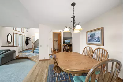 240 Cottonwood Drive, Vadnais Heights, MN 55127 - Photo 14