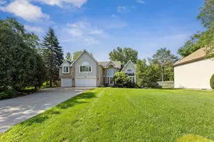 240 Cottonwood Dr, Vadnais Heights, MN 55127 - Photo 70