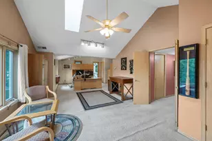 240 Cottonwood Dr, Vadnais Heights, MN 55127 - Photo 50