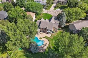 240 Cottonwood Dr, Vadnais Heights, MN 55127 - Photo 78