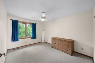 240 Cottonwood Dr, Vadnais Heights, MN 55127 - Photo 36