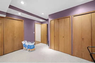 240 Cottonwood Drive, Vadnais Heights, MN 55127 - Photo 56