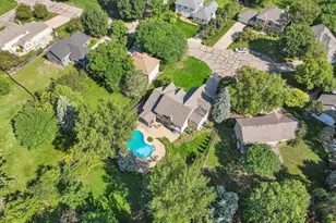 240 Cottonwood Dr, Vadnais Heights, MN 55127 - Photo 74