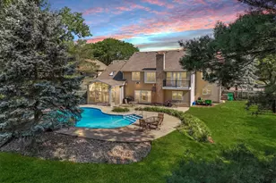 240 Cottonwood Dr, Vadnais Heights, MN 55127 - Photo 86