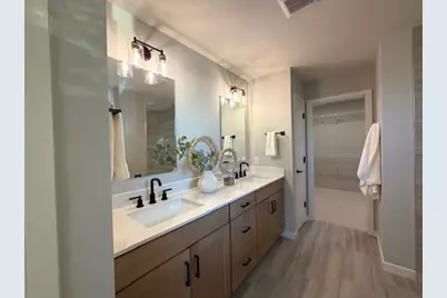 1572 Norbert Lane, Shakopee, MN 55379 - Photo 16