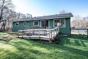 400 Lockwood Dr, Northfield, MN 55057 - Photo 8