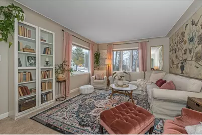 154 E Buffalo Street, Duluth, MN 55811 - Photo 6