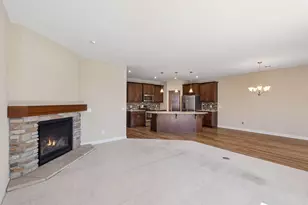 1055 Roselyn Dr, Victoria, MN 55386 - Photo 12