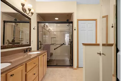 7988 Autumn Ridge Way, Chanhassen, MN 55317 - Photo 20