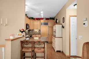 7988 Autumn Ridge Way, Chanhassen, MN 55317 - Photo 10