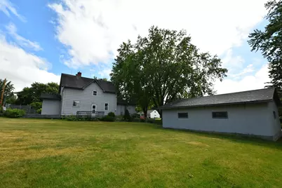581 2nd Avenue E, Zumbrota, MN 55992 - Photo 4