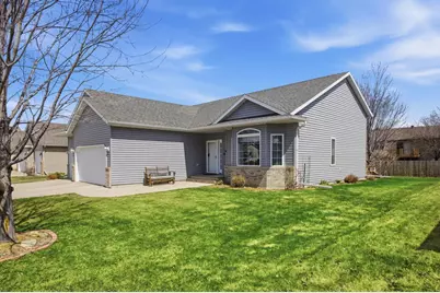 3336 Monroe Street S, Fargo, ND 58104 - Photo 2