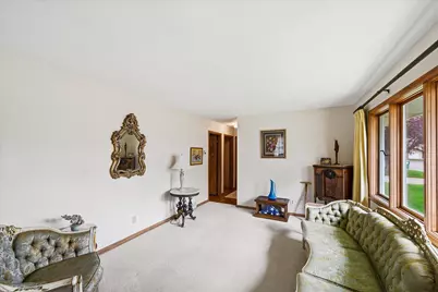 1209 Vincent Place, Chaska, MN 55318 - Photo 4