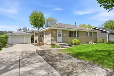 1209 Vincent Place, Chaska, MN 55318 - Photo 2