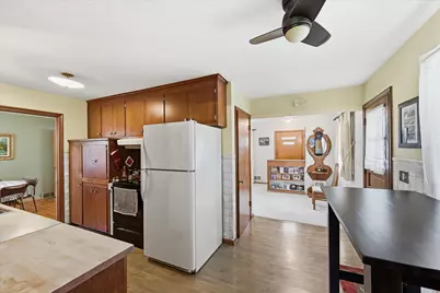 1209 Vincent Place, Chaska, MN 55318 - Photo 6