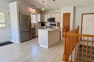 3818 Strathmore Ln SE, Rochester, MN 55904 - Photo 6