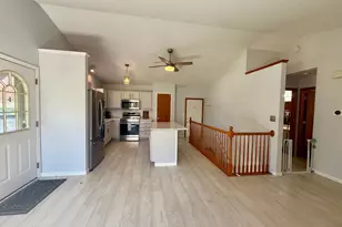 3818 Strathmore Ln SE, Rochester, MN 55904 - Photo 10