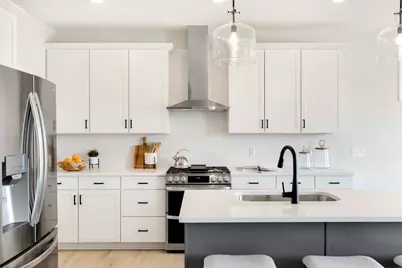 10924 Lower 37th St Court N, Lake Elmo, MN 55042 - Photo 12