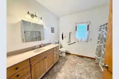 906 Sunrise Boulevard, Redwood Falls, MN 56283 - Photo 40