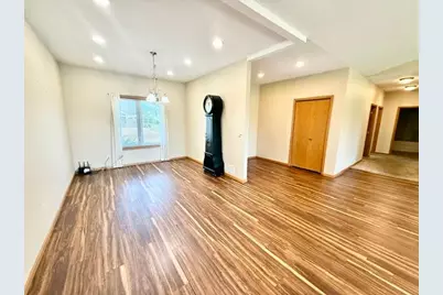 906 Sunrise Boulevard, Redwood Falls, MN 56283 - Photo 24