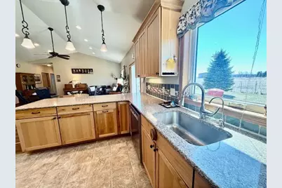 906 Sunrise Boulevard, Redwood Falls, MN 56283 - Photo 20