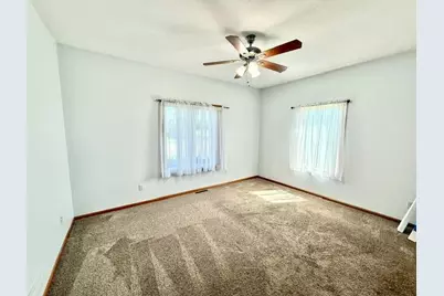 906 Sunrise Boulevard, Redwood Falls, MN 56283 - Photo 36