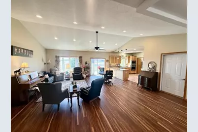 906 Sunrise Boulevard, Redwood Falls, MN 56283 - Photo 20