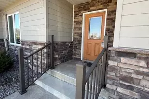 906 Sunrise Blvd, Redwood Falls, MN 56283 - Photo 6