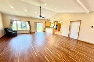 906 Sunrise Blvd, Redwood Falls, MN 56283 - Photo 20
