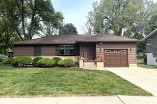 459 Water St, Fairmont, MN 56031 - Photo 1