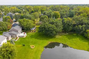 592 Vicki Ln, Shoreview, MN 55126 - Photo 6