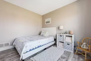 592 Vicki Ln, Shoreview, MN 55126 - Photo 28