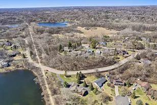 5041 Dominick Dr, Minnetonka, MN 55343 - Photo 10