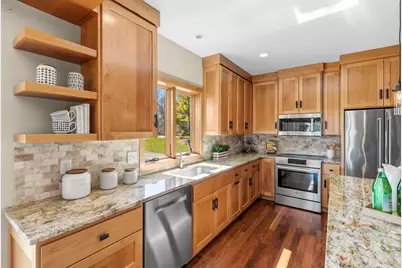 5041 Dominick Drive, Minnetonka, MN 55343 - Photo 12