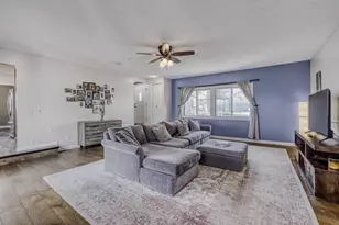 14050 37th Ave N, Plymouth, MN 55447 - Photo 2