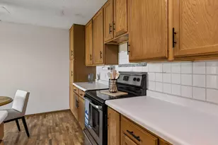 12852 Nicollet Ave, Burnsville, MN 55337 - Photo 18