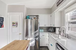 3330 Major Ave N, Golden Valley, MN 55422 - Photo 12