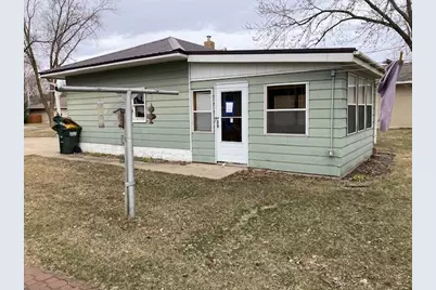 633 Stearns Avenue, Paynesville, MN 56362 - Photo 2