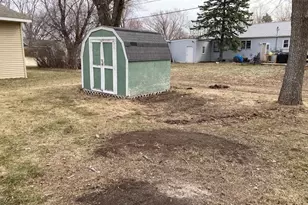 633 Stearns Ave, Paynesville, MN 56362 - Photo 4