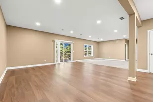 9704 Emerson Ct, Eden Prairie, MN 55347 - Photo 44