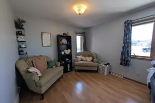 411 6th Ave SW, Perham, MN 56573 - Photo 8