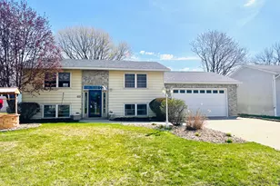 218 5th Ave NW, Byron, MN 55920 - Photo 1