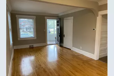 1189 Hawthorne Avenue E, Saint Paul, MN 55106 - Photo 4