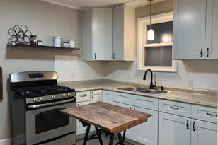 1189 Hawthorne Ave E, Saint Paul, MN 55106 - Photo 10