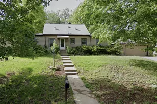 2187 Stewart Ave, Saint Paul, MN 55116 - Photo 1